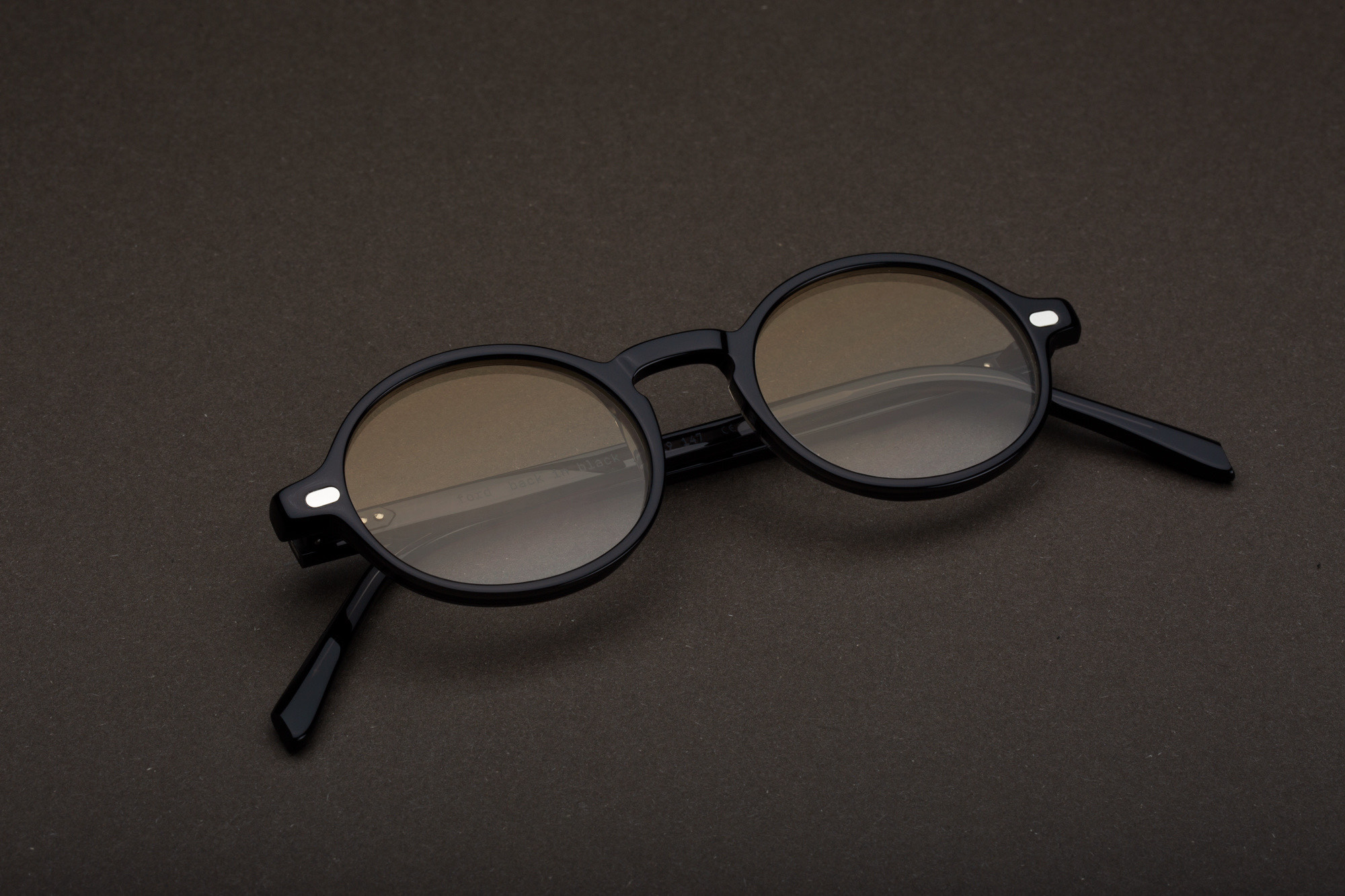 ford · black